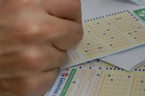 Mega-Sena acumula para R$ 76 milhões; confira os números sorteados