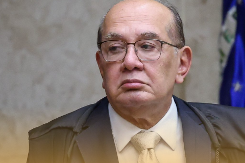 Gilmar Mendes entra em cena para adiar julgamento de Moraes após quebra de sigilo do Master