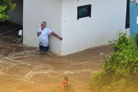 Número de municípios em situação de emergência chega a 11 após tempestades severas atingirem SC