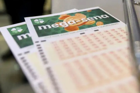 Mega-Sena acumula e prêmio principal vai para R$ 45 milhões