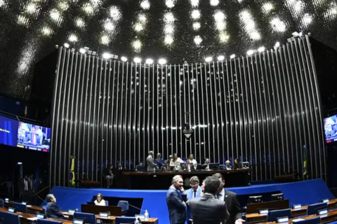 Senado aprova projeto de incentivo ao primeiro emprego para jovens