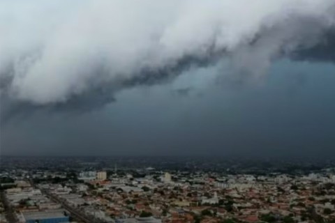 Frente Fria e Ciclone Extratropical trazem tempestades severas em Santa Catarina
