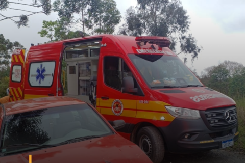 Motociclista fica ferido em acidente de trânsito em Atalanta
