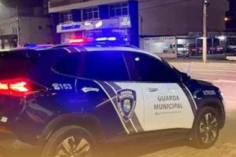 Motocicleta é removida após condutor desobedecer ordem de parada em Rio do Sul