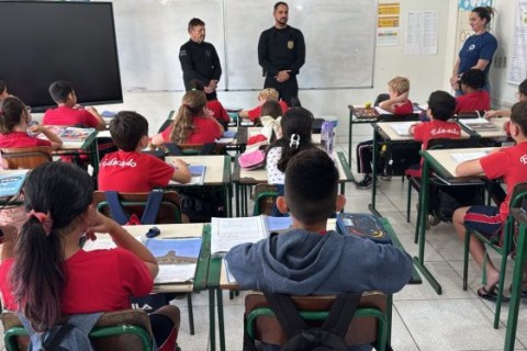Polícia Civil realiza Operação Escola Segura em cidades do Alto Vale