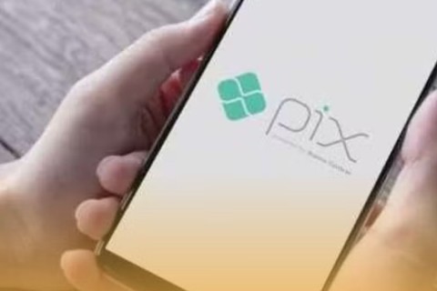 Número de transações com Pix caem 10% após proibição de bets