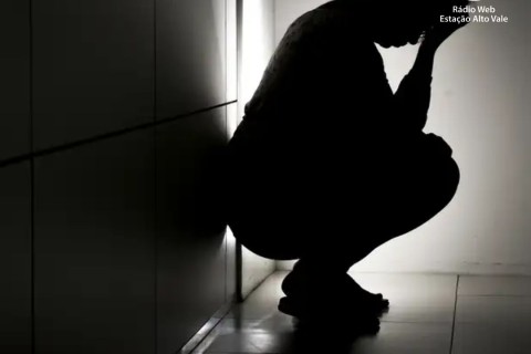 Prevenção ao suicídio: profissionais de saúde destacam riscos com bets