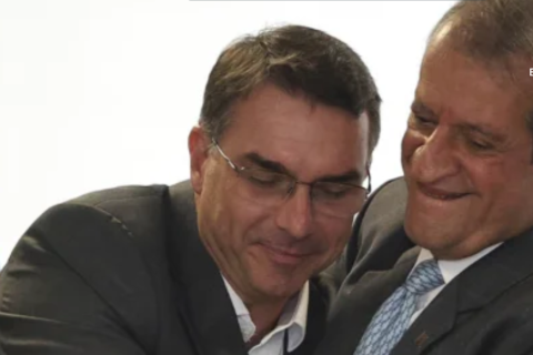 Presidente do PL bate o martelo sobre retirada de Flávio Bolsonaro da disputa pela presidência