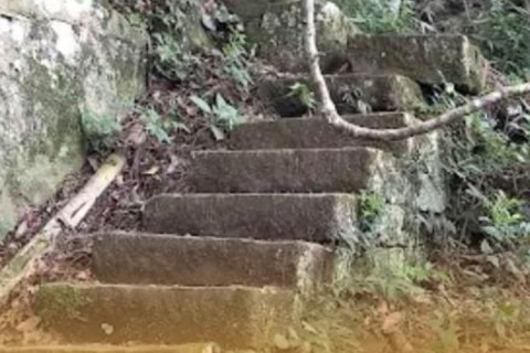 Pai e filha ficam feridos após queda de cerca de 20 metros em Rio do Oeste
