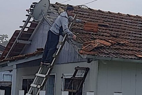 Defesa Civil atende ocorrências após chuva e vento em Rio do Sul
