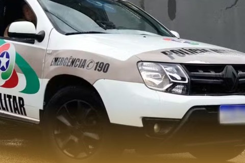 Pai evita assassinato da filha de 12 anos em Blumenau após família ter casa invadida