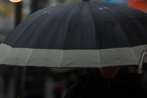 Frente fria deixa feriadão de Nossa Senhora chuvoso em SC