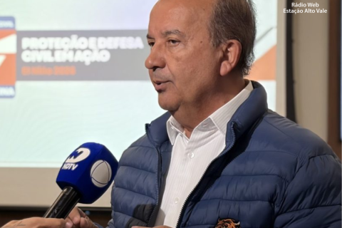 “Estamos nos preparando para um ‘tigre’”, diz governador sobre risco de Super El Niño em SC