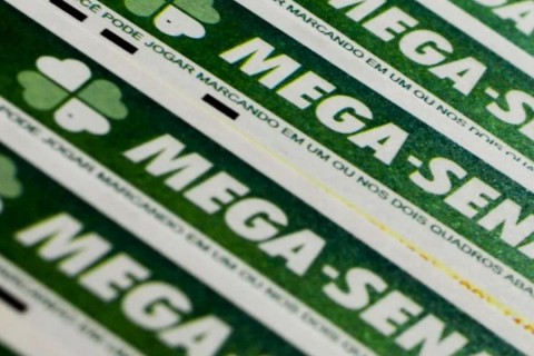 Mega-Sena acumula de novo e prêmio vai a R$ 70 milhões; veja números sorteados
