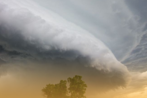 Após calor, frente fria traz chuva de até 200 mm ao Sul antes de formação de ciclone; veja onde há risco de temporais