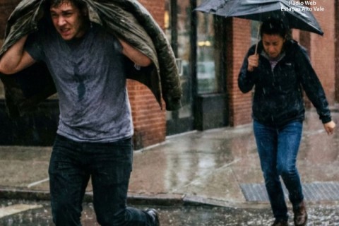 Defesa Civil mantém SC sob alerta para temporais com granizo, vendavais, chuva intensa e volumosa