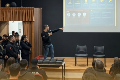 Prefeito e vice de pequena cidade de SC são afastados em investigação por suspeita de corrupção